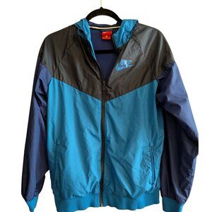 Boys X-Large Nike Windbreaker